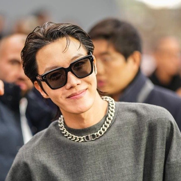 j-hope (BTS)の最新写真