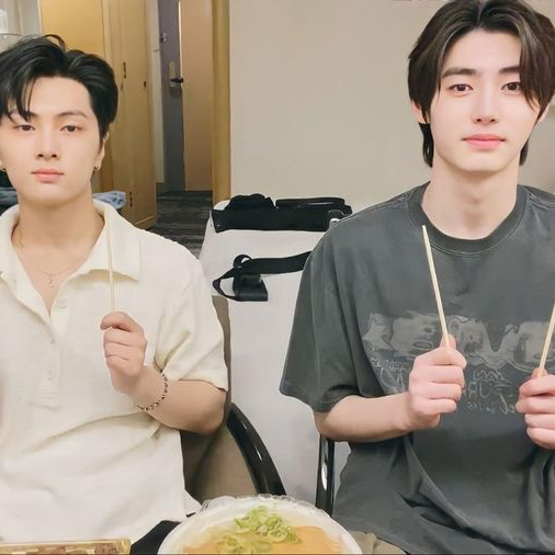 ENHYPEN의 최신 사진