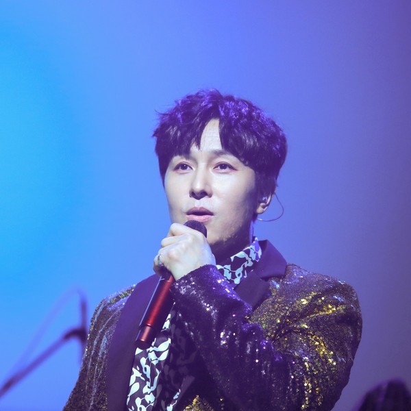 Best moment chosen by Kim Dongwan (SHINHWA) fandom