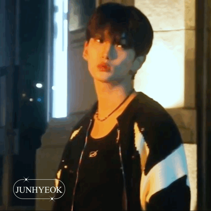 Latest photo of Junhyeok (n.SSign)
