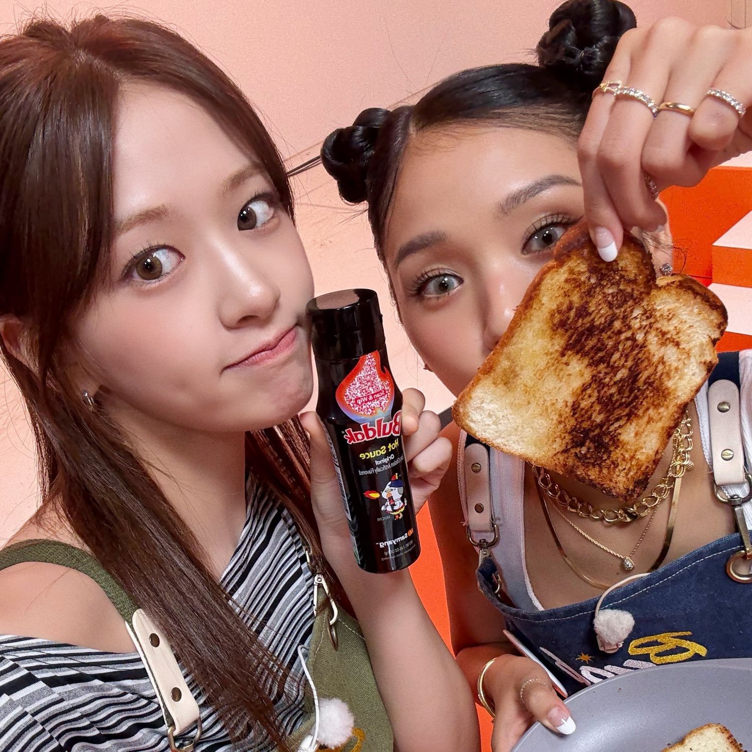 Recent activity shot of An Yujin (IVE)