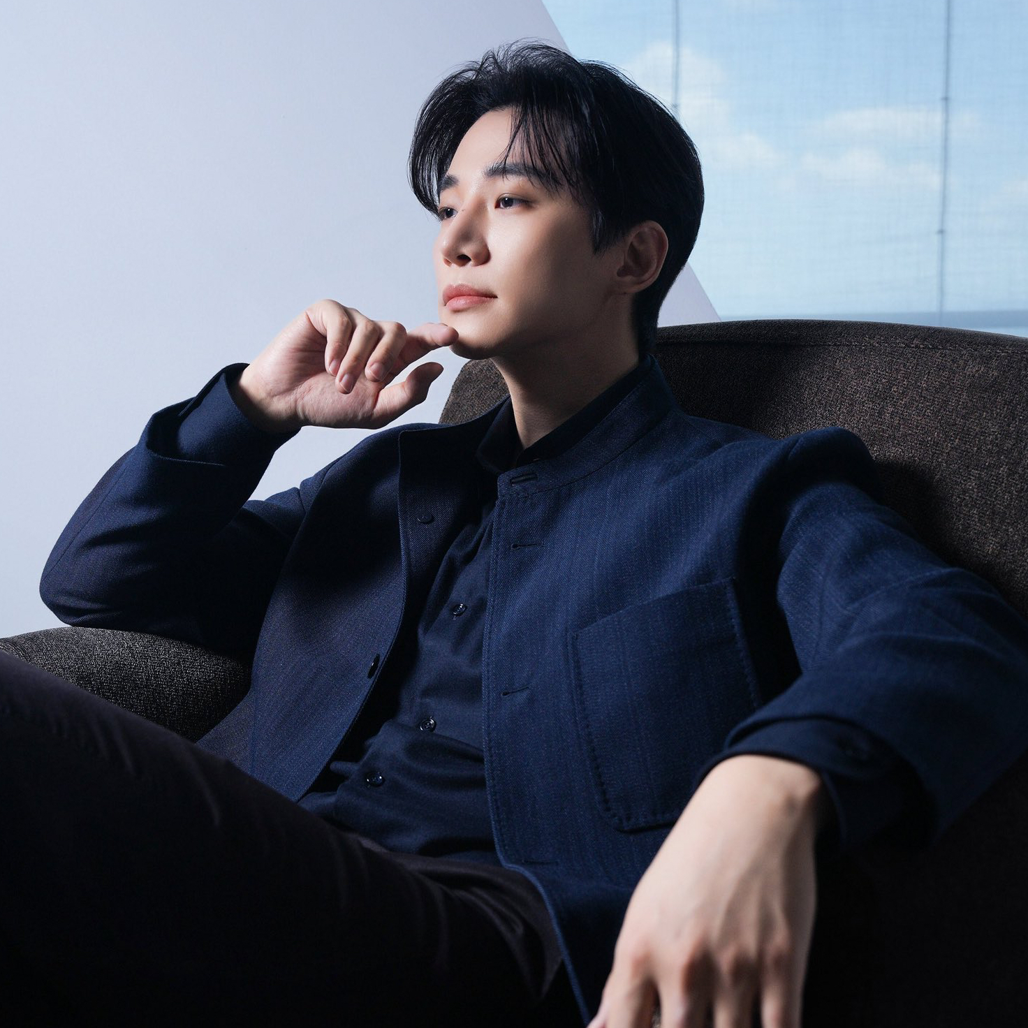 Behind-the-scenes cut of Junho (2PM)