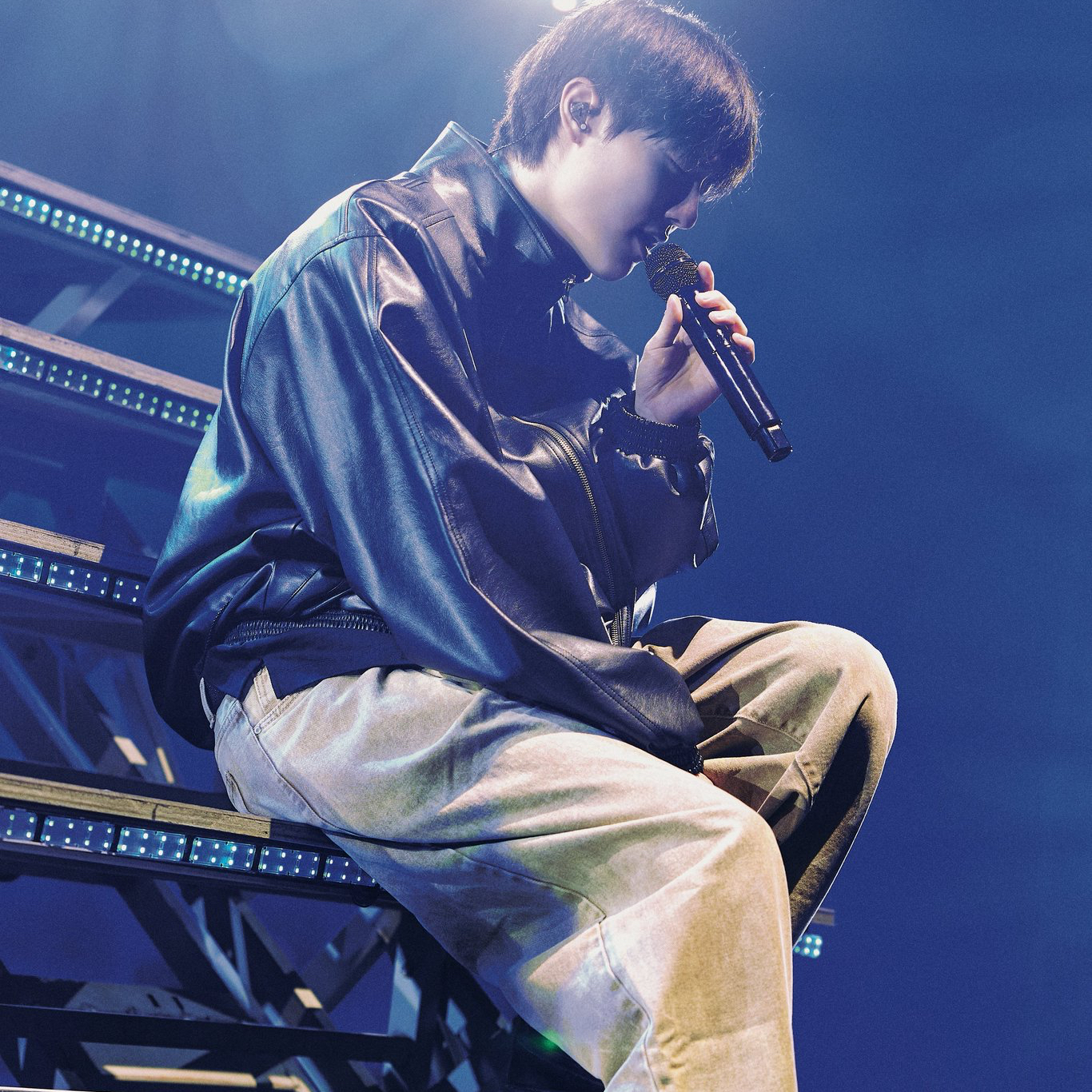A moment captured by WOODZ's fan