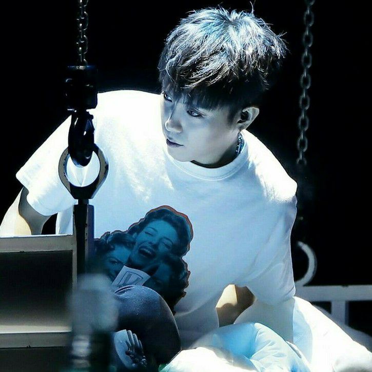 Recent activity shot of Eun Jiwon (SECHSKIES)