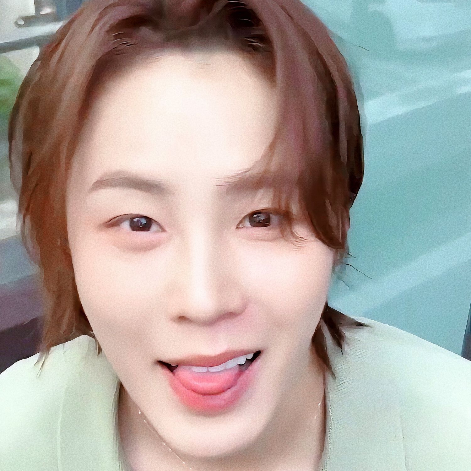 Recent activity shot of Ha Sungwoon