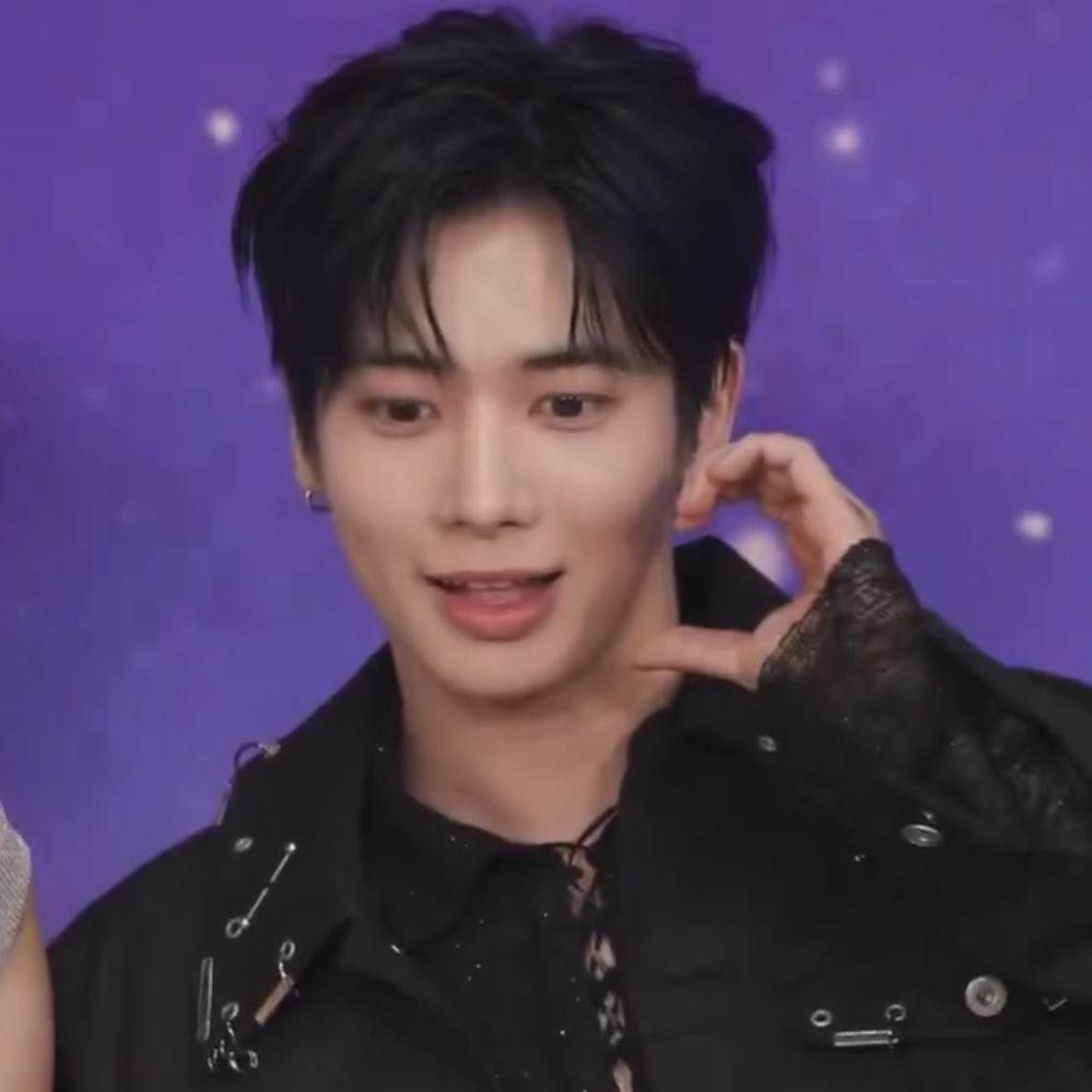 太顯 (TOMORROW X TOGETHER)的最新照片