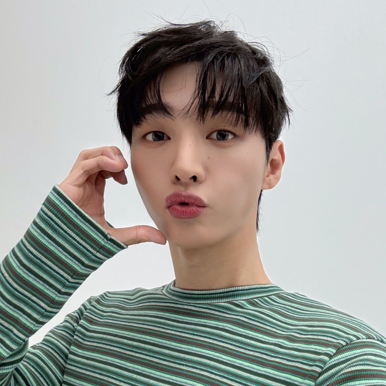 Latest photo of Yoon Jisung