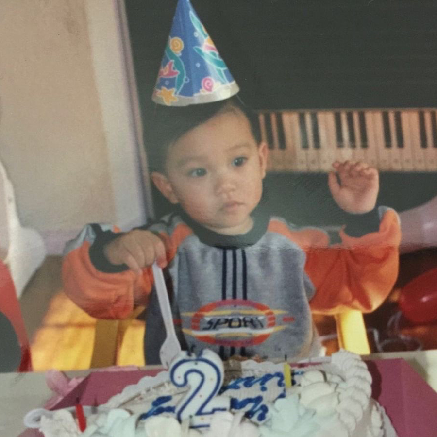 Latest photo of Joshua (SEVENTEEN)