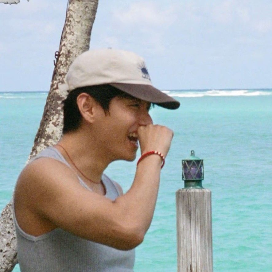 Recent activity shot of V (BTS)