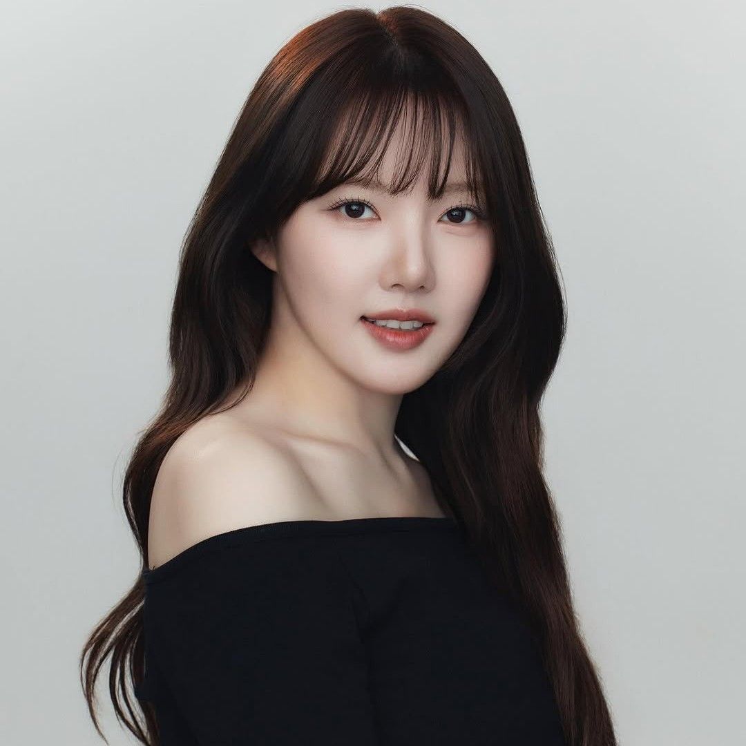 Latest photo of Yerin (GFRIEND)