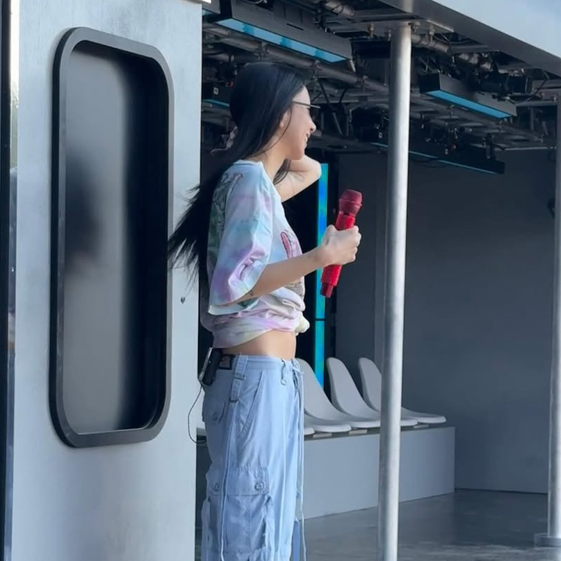 彩瑛 (TWICE)的最新活動照片