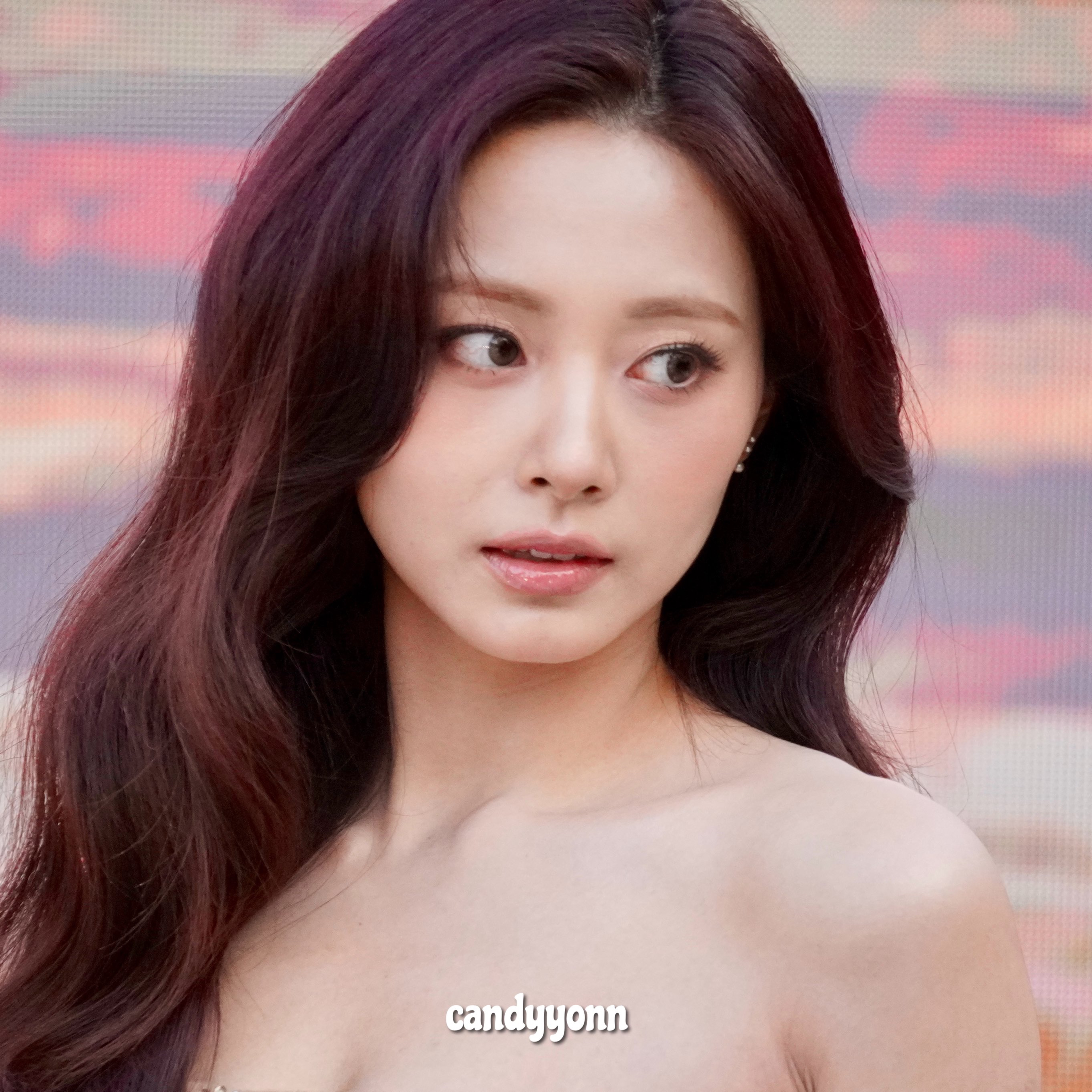 Momen yang diabadikan oleh penggemar Tzuyu (TWICE)