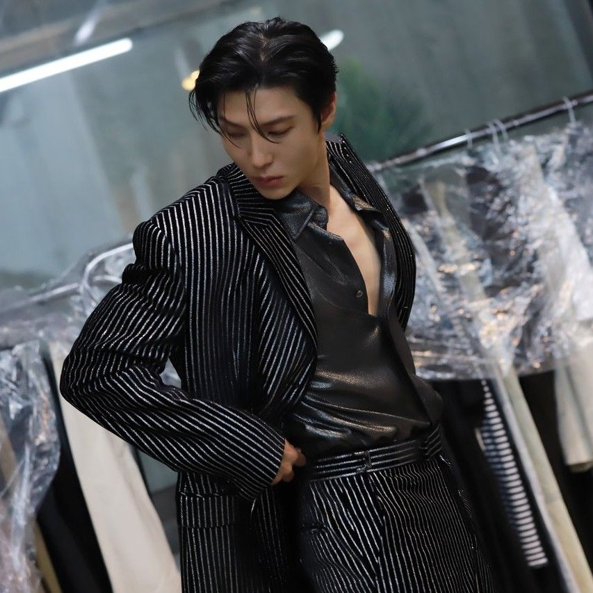 Recent activity shot of VIXX