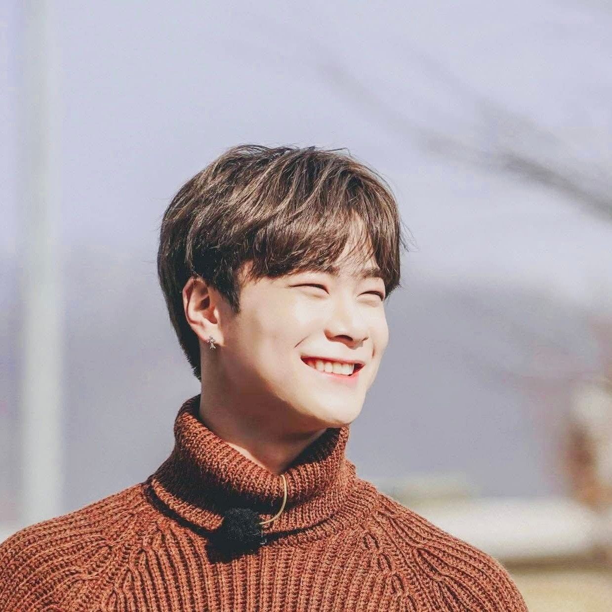 Behind-the-scenes cut of Moonbin (ASTRO)