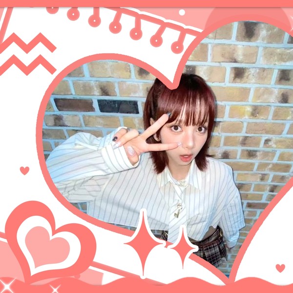 捕捉到Dinda (SECRET NUMBER)魅力的代表照片