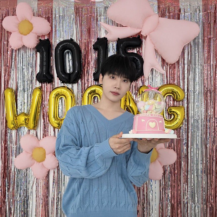 Behind-the-scenes cut of Jeon Woong (AB6IX)