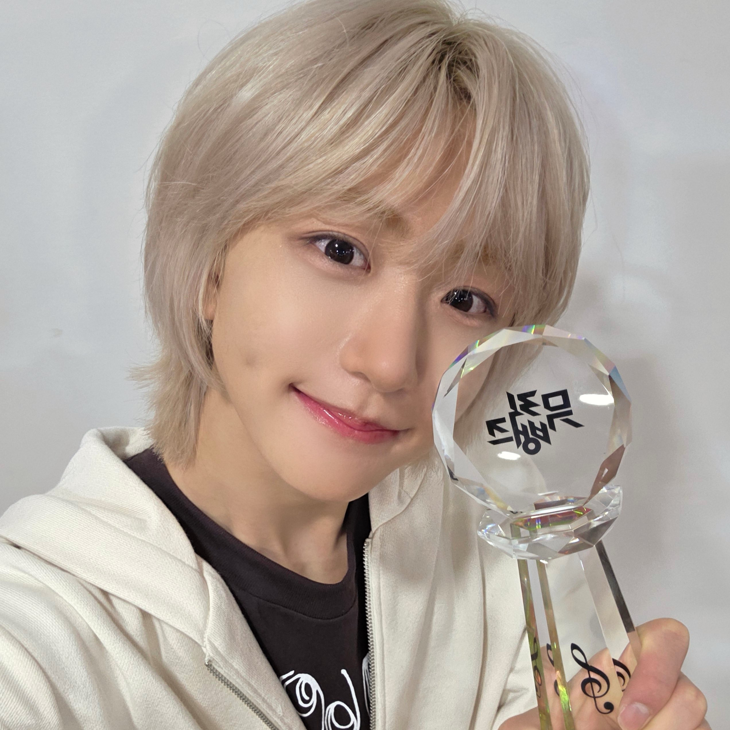 Latest photo of Park wonbin (IDID)