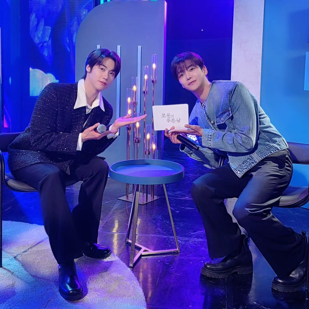 A moment captured by Rowoon's fan