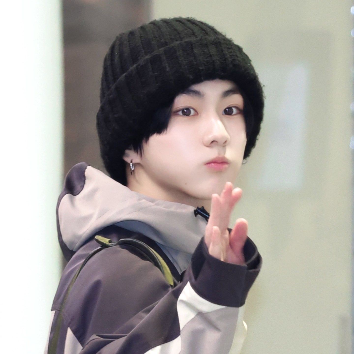 Latest photo of Jungwon (ENHYPEN)