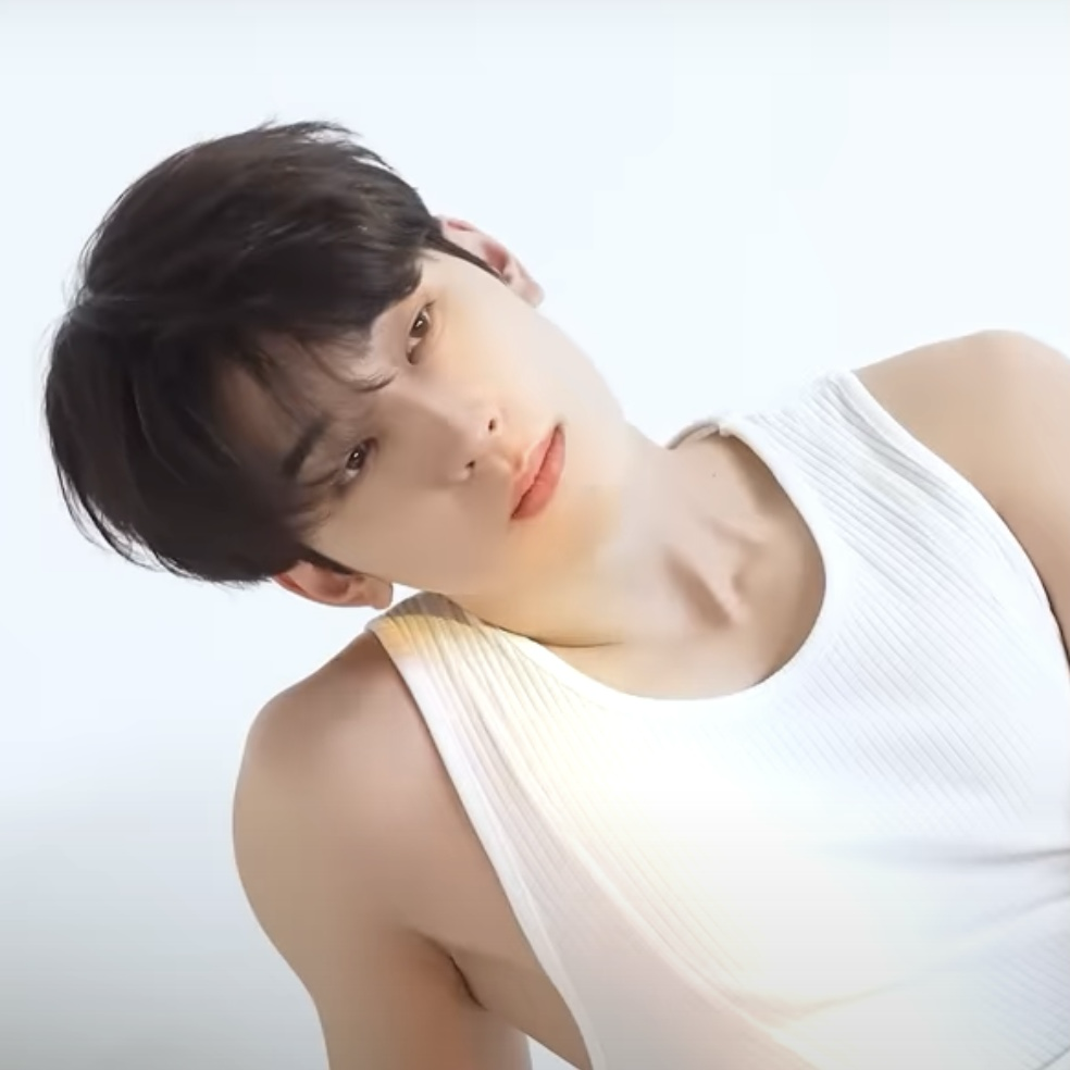 Behind-the-scenes cut of Wonwoo (SEVENTEEN)