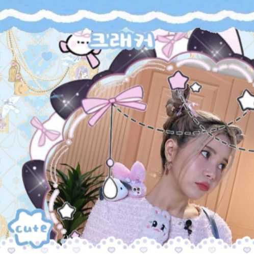 Latest photo of Solar (MAMAMOO)