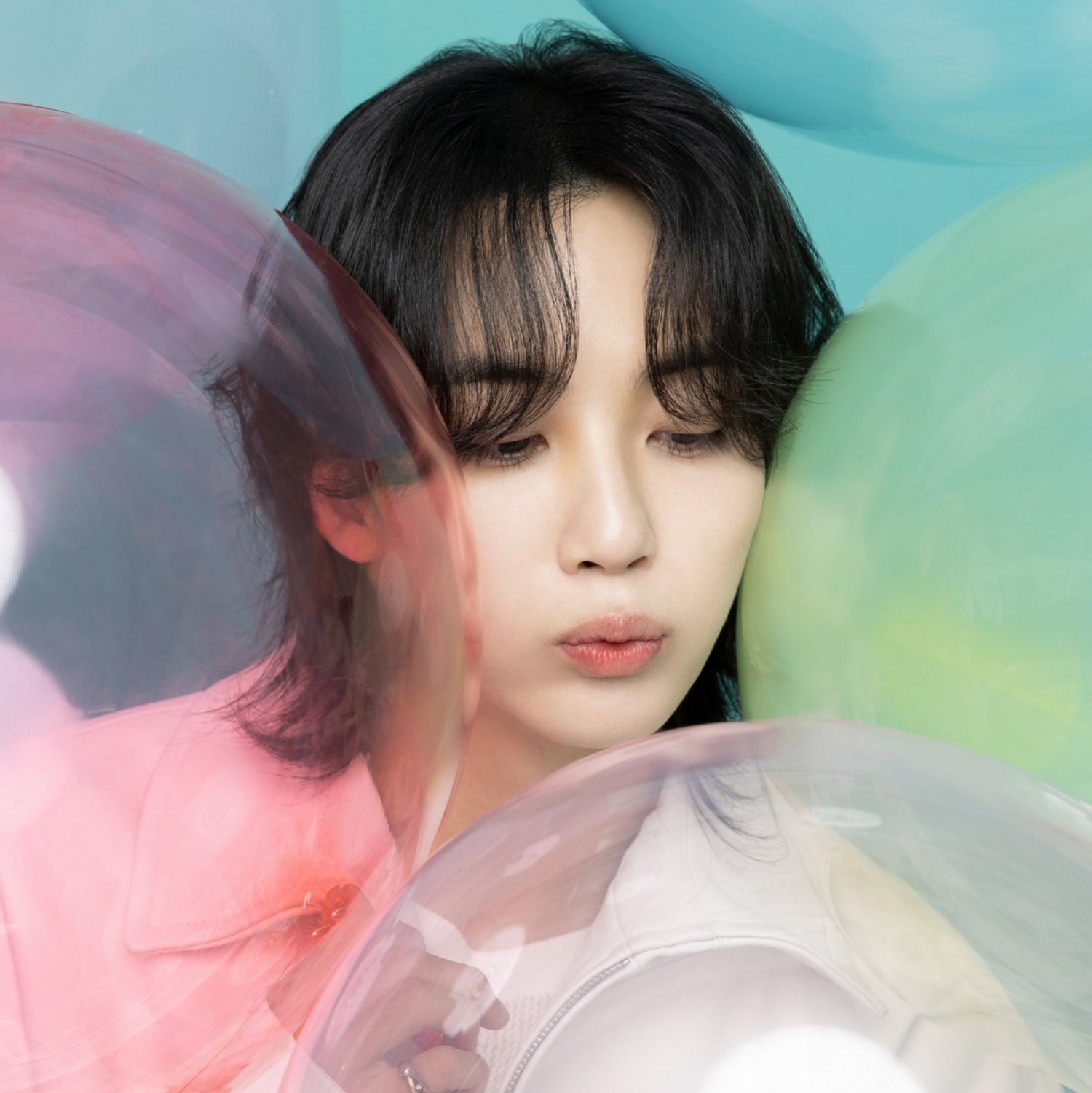 Behind-the-scenes cut of Jeonghan (SEVENTEEN)