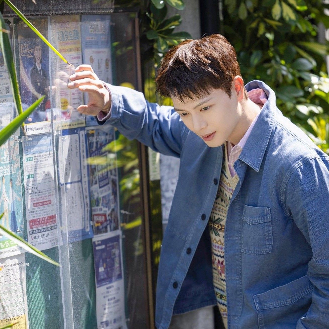 Behind-the-scenes cut of Yook Sungjae (BTOB)