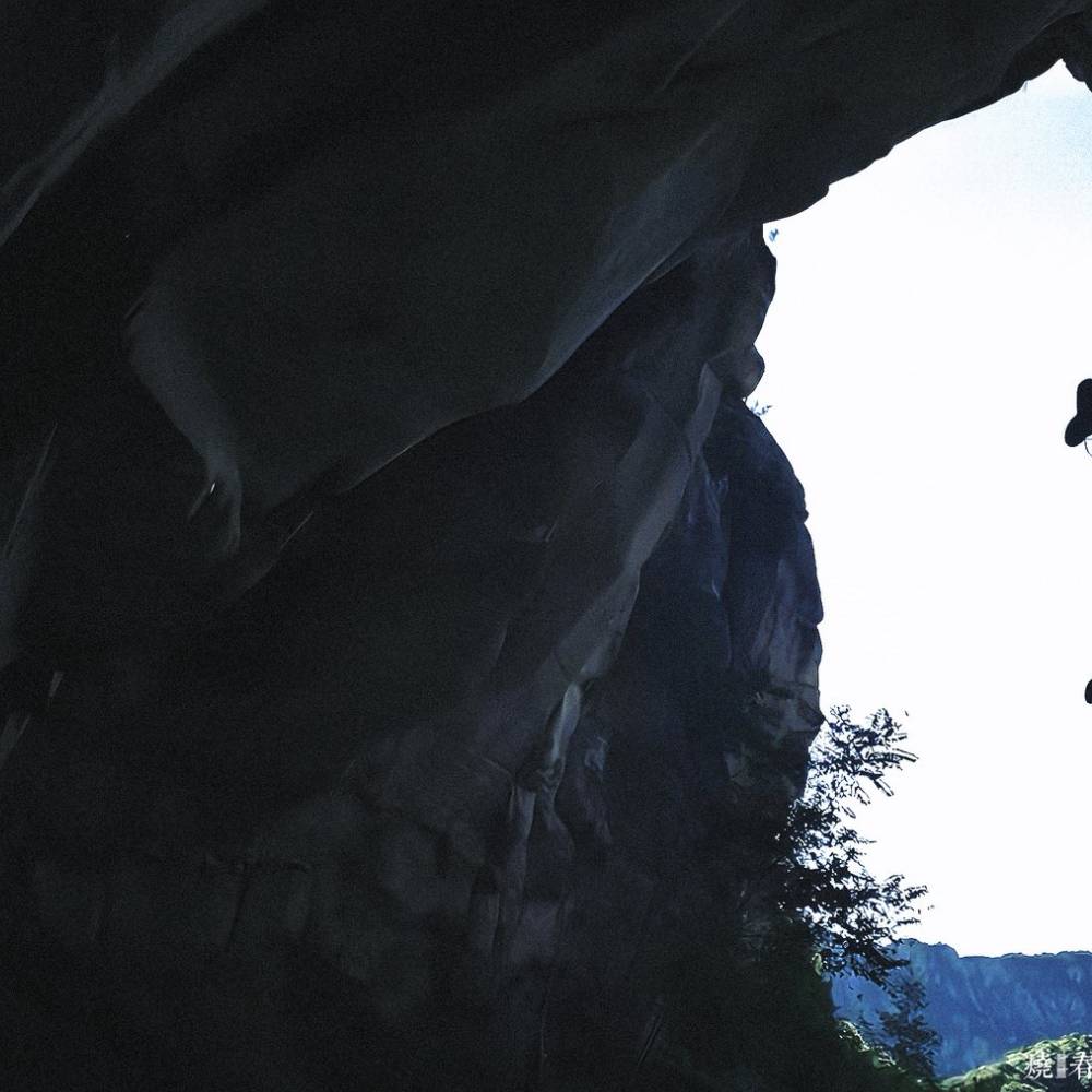 Behind-the-scenes cut of Wang Yibo