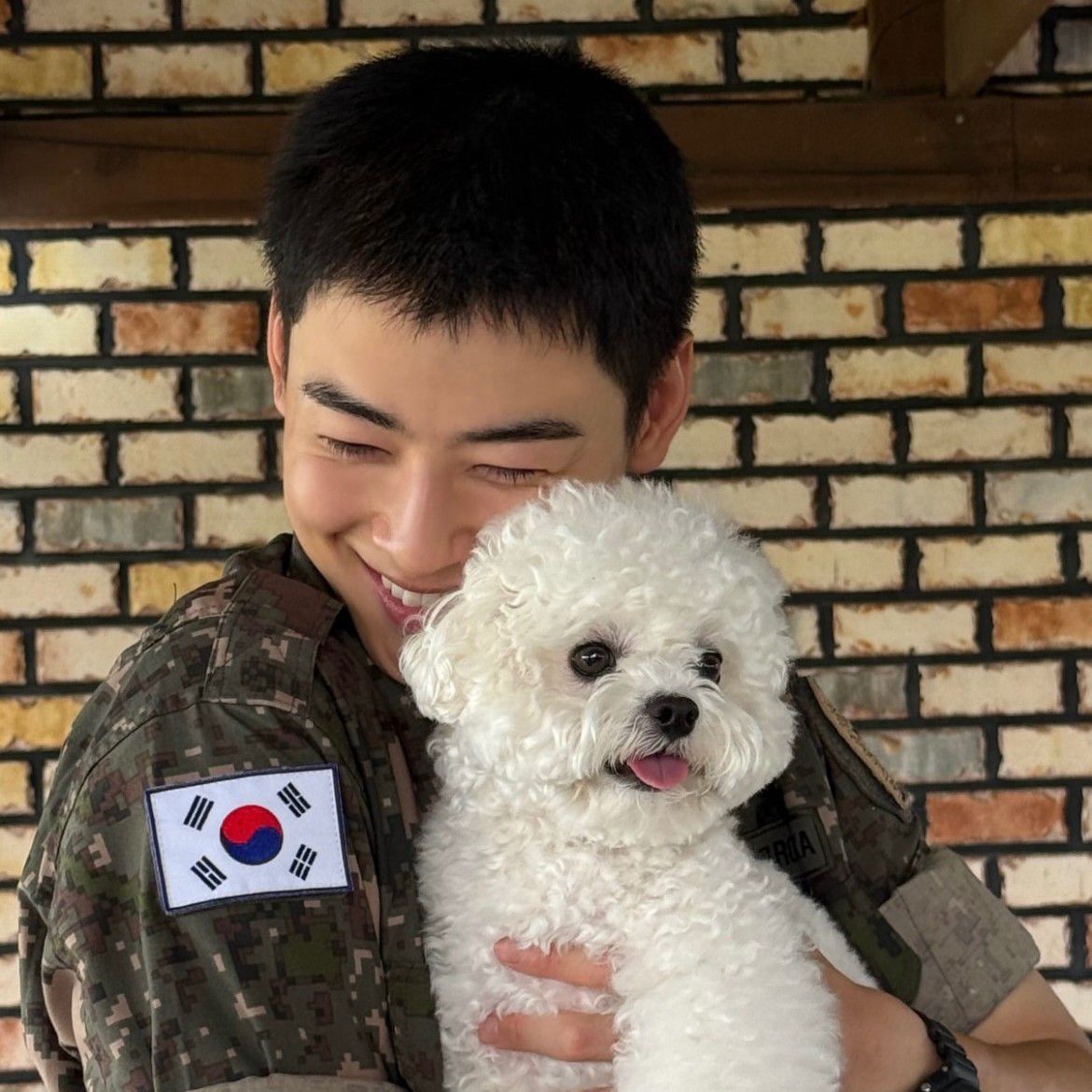 Behind-the-scenes cut of Eunwoo (ASTRO)