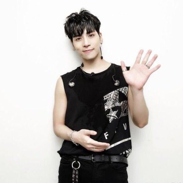Recent activity shot of Jonghyun (SHINee)