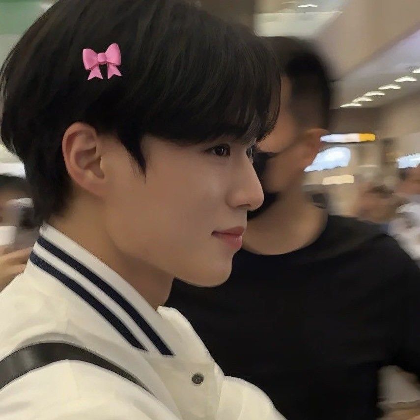 Recent activity shot of Kim Junseo (ALPHA DRIVE ONE)