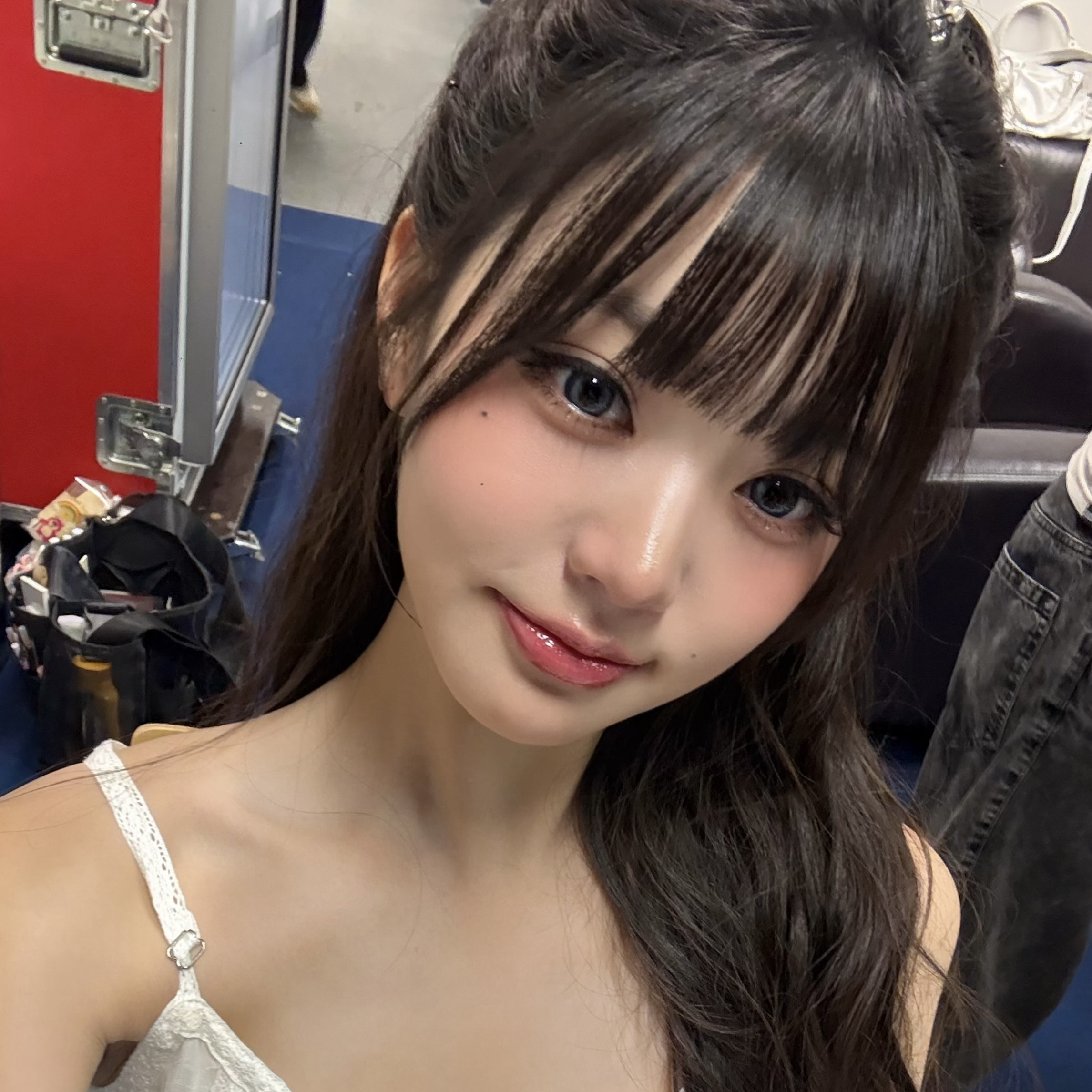 Behind-the-scenes cut of Jang Wonyoung (IVE)