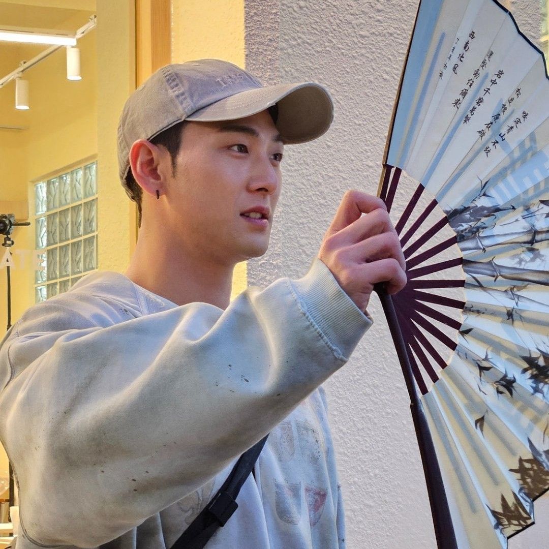 Latest photo of Baekho