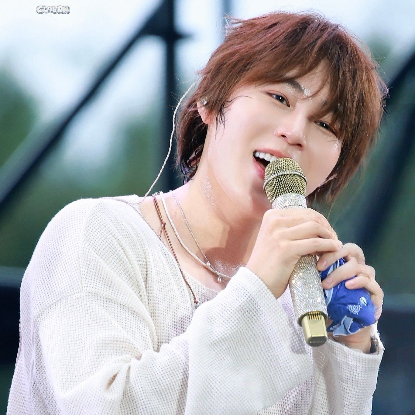 Behind-the-scenes cut of Ha Sungwoon