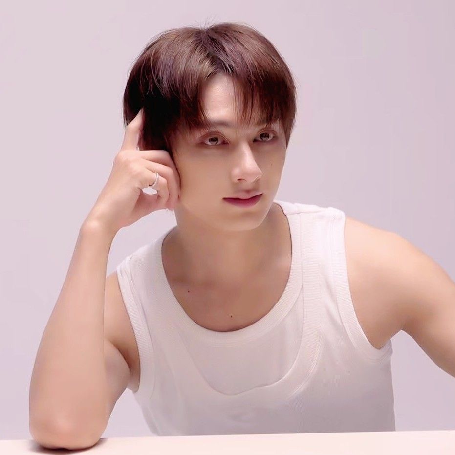 Recent activity shot of Jun (SEVENTEEN)