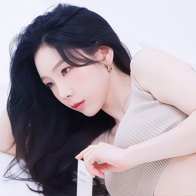 少女時代 テヨン 17周年 DOOL PROP SET 001 テヨン（少女時代）雑誌インタビュー「大胆な変身も私らしく