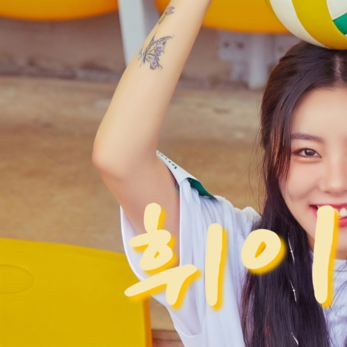 A moment captured by Solar (MAMAMOO)'s fan