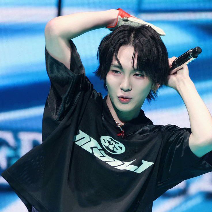 Recent activity shot of Key (SHINee)