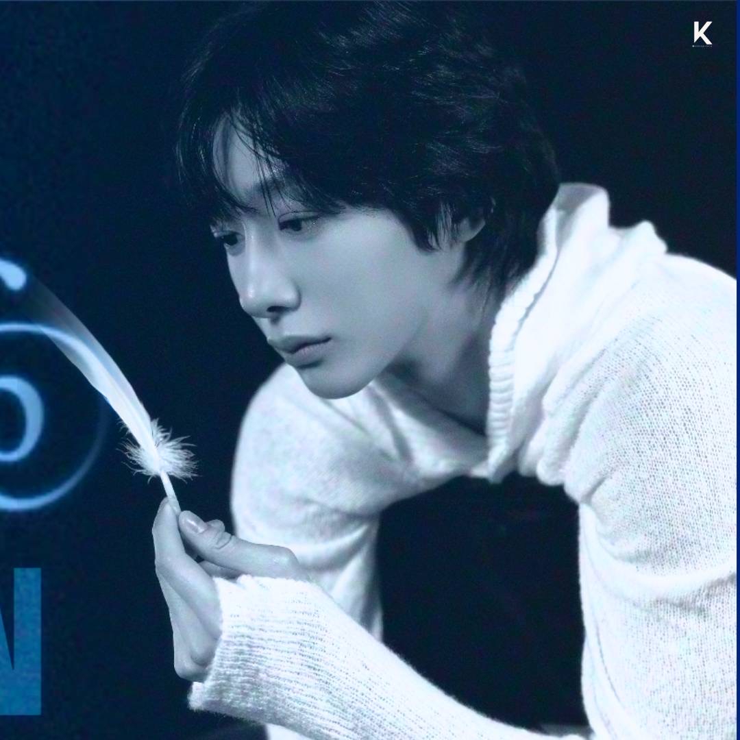 Recent activity shot of Hyungwon (MONSTA X)