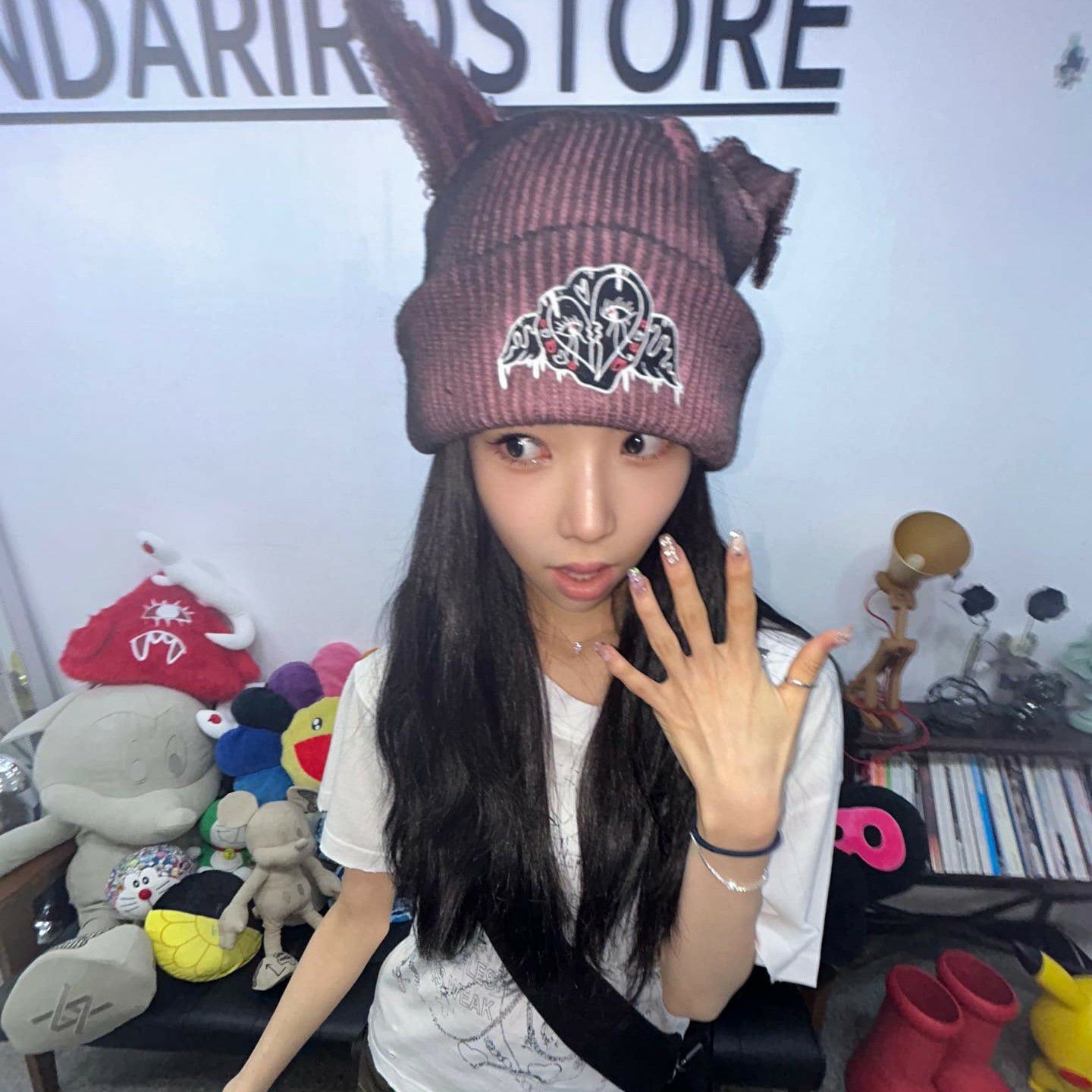 Foto aktivitas terbaru SECRET NUMBER