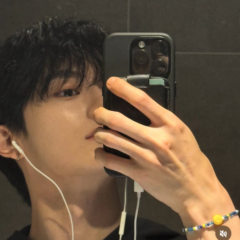 Latest photo of Kangmin (VERIVERY)