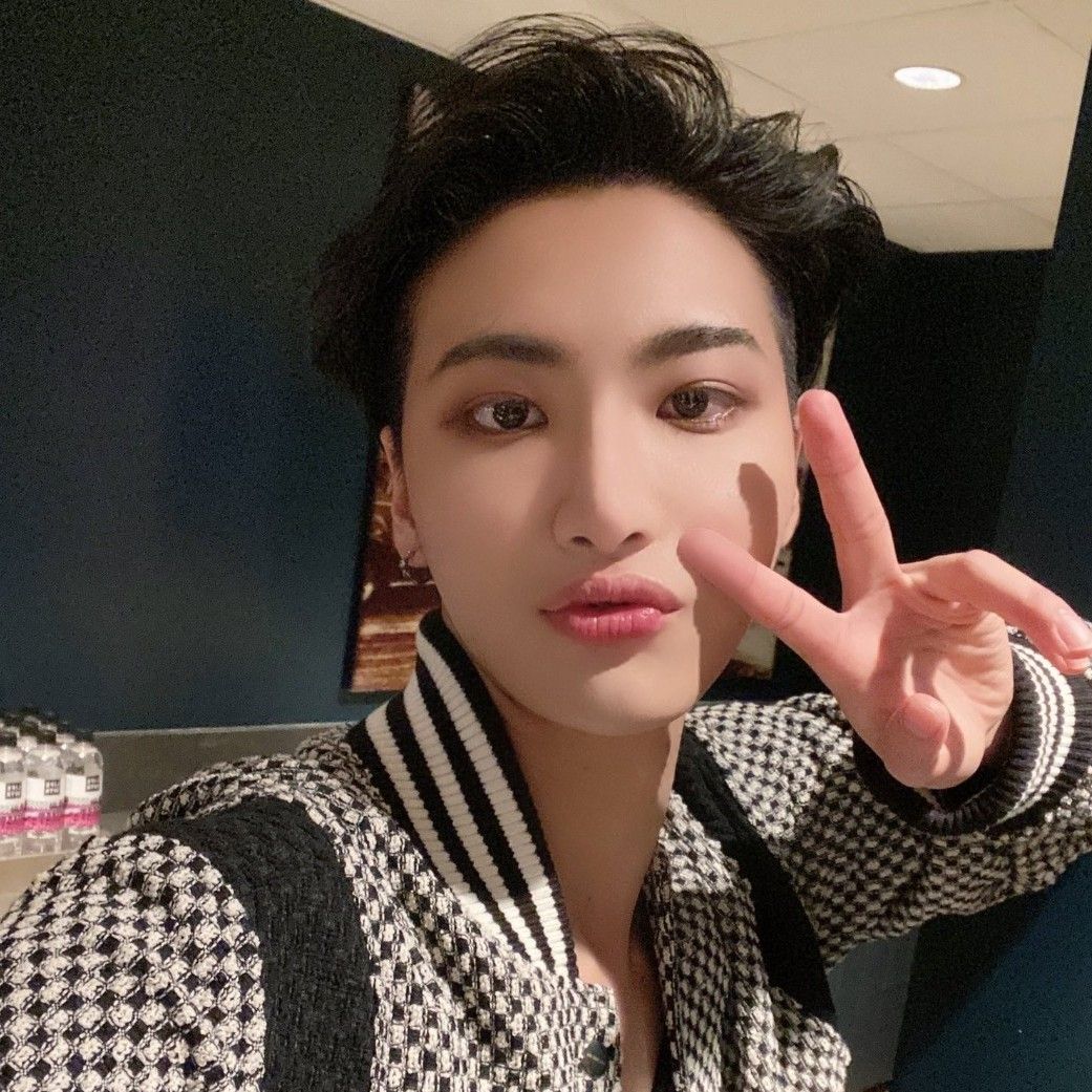 Latest photo of Seonghwa (ATEEZ)