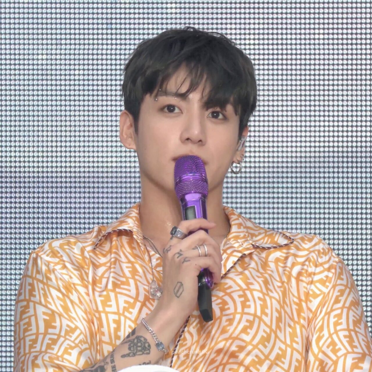 Momen yang diabadikan oleh penggemar Jungkook (BTS)