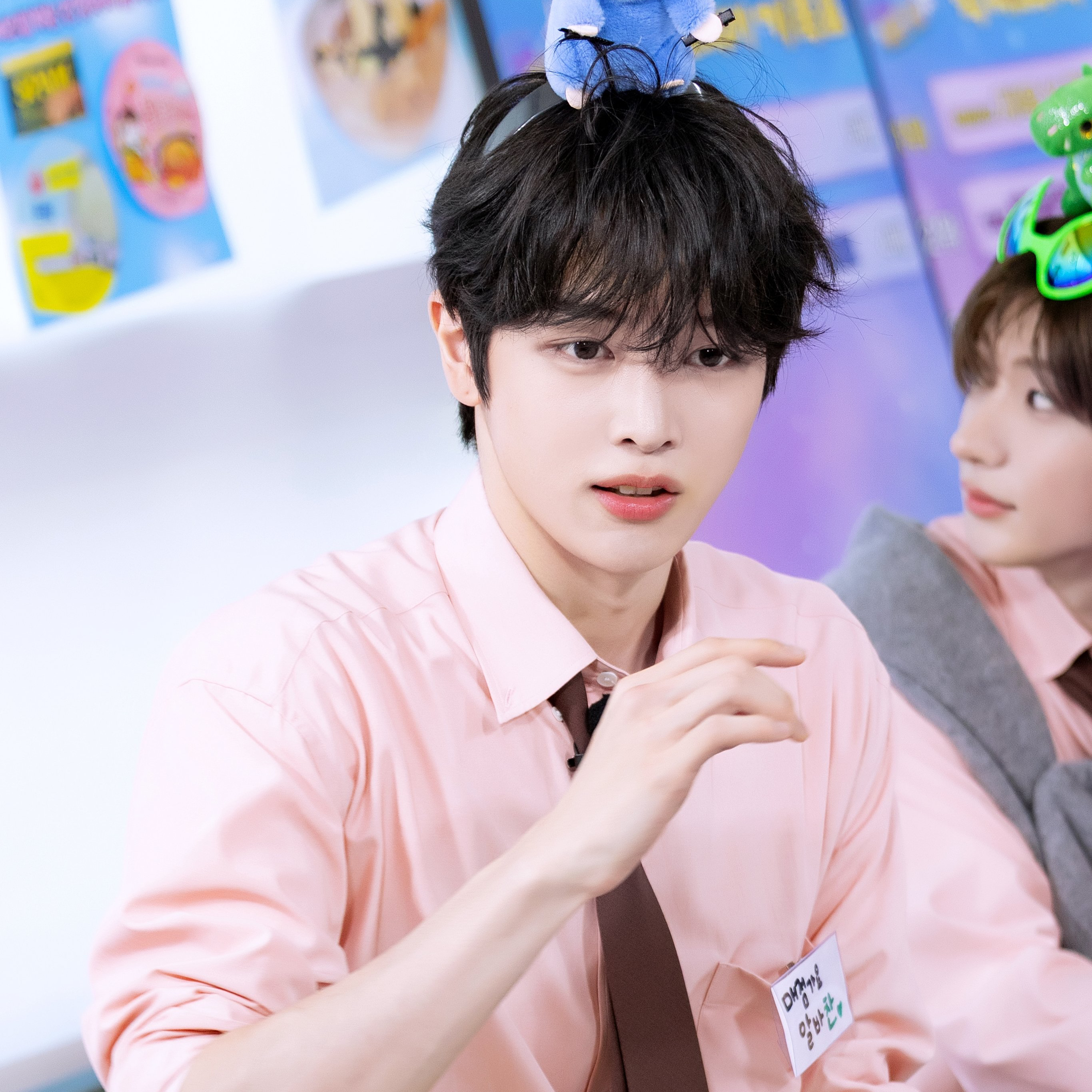 Latest photo of Sungchan (RIIZE)