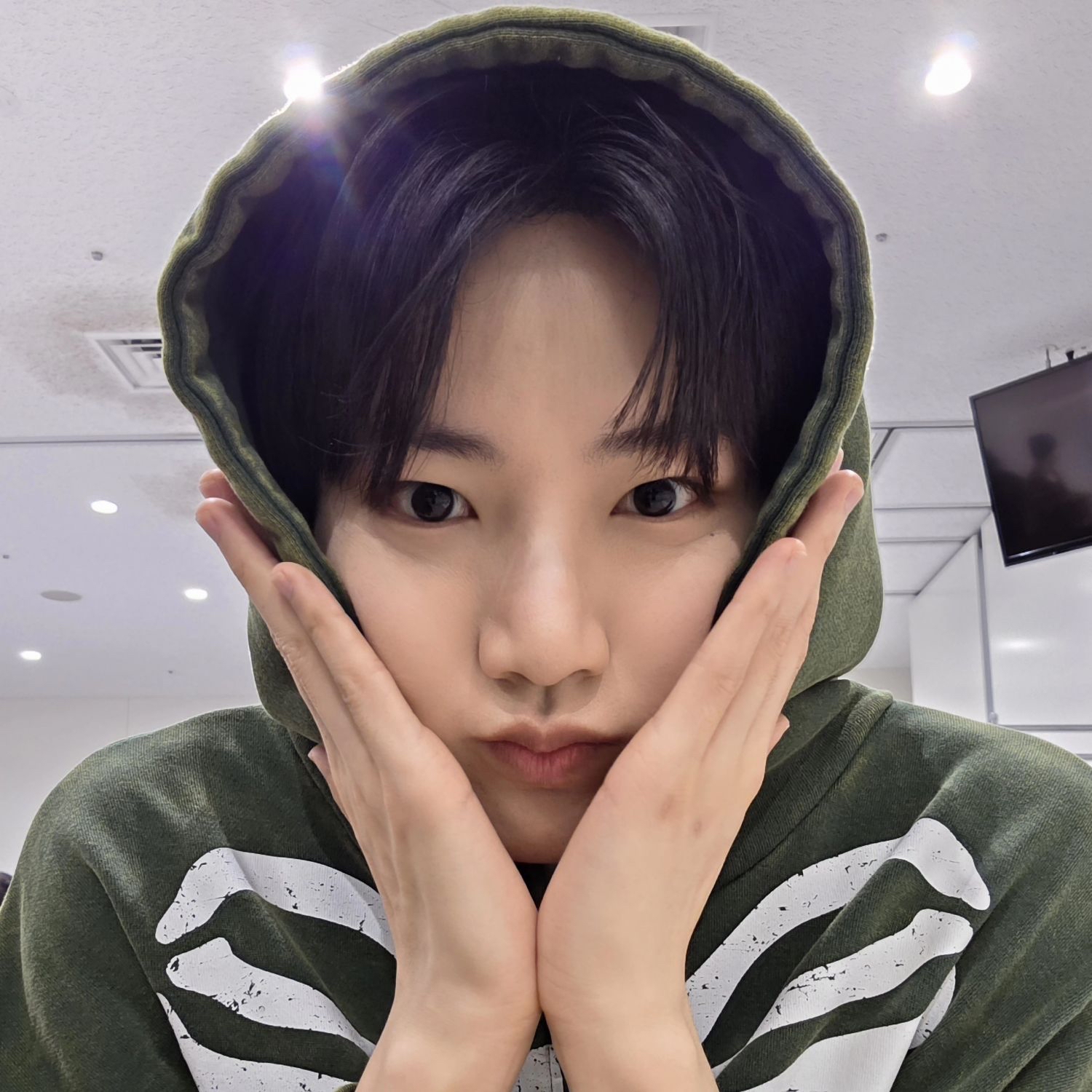 Momen yang diabadikan oleh penggemar Junkyu (TREASURE)