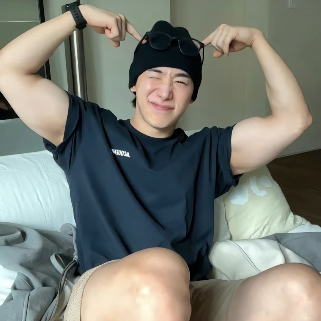 Recent activity shot of Wonho