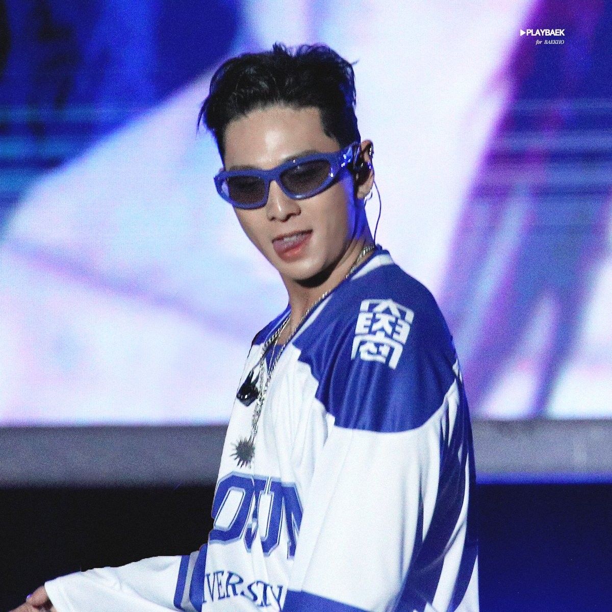 A moment captured by Baekho's fan