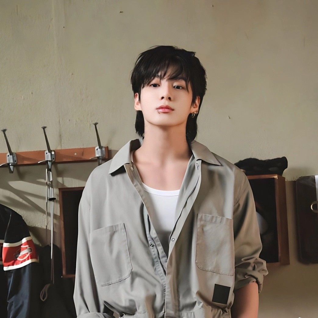 A moment captured by Jungkook (BTS)'s fan