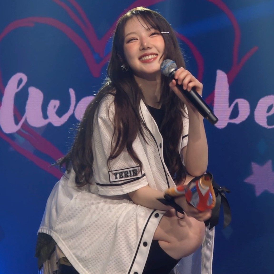 艺琳 (GFRIEND)的最新活动照片