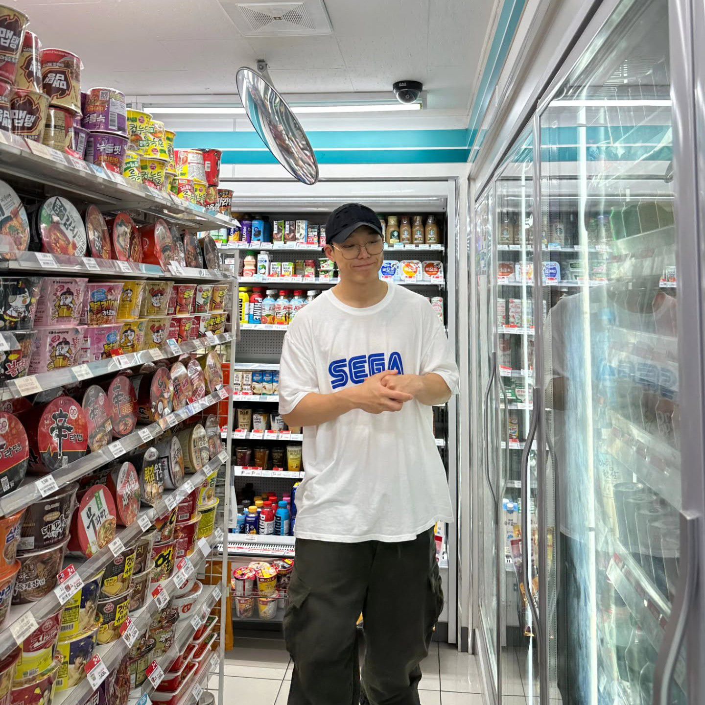 A moment captured by BOBBY (iKON)'s fan
